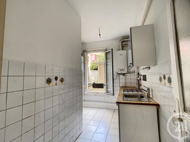 Appartement F3 à louer - 3 pièces - 51.28 m2 - ST CLOUD - 92 - ILE-DE-FRANCE - Century 21 Solution Immobilière