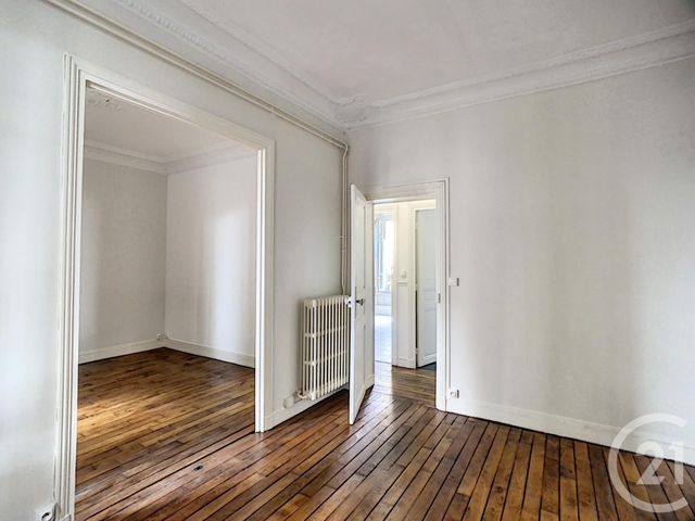 Appartement F3 à louer - 3 pièces - 51.28 m2 - ST CLOUD - 92 - ILE-DE-FRANCE - Century 21 Solution Immobilière