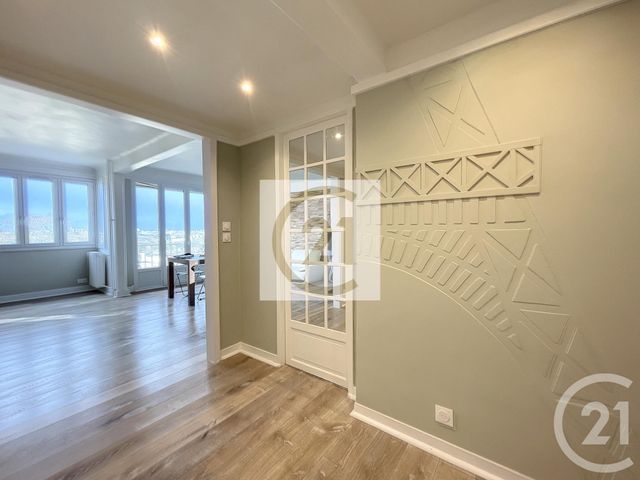 Appartement F3 à louer - 3 pièces - 73.57 m2 - ST CLOUD - 92 - ILE-DE-FRANCE - Century 21 Solution Immobilière