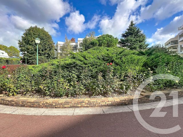 Appartement F3 à vendre - 3 pièces - 80.09 m2 - ST CLOUD - 92 - ILE-DE-FRANCE - Century 21 Solution Immobilière