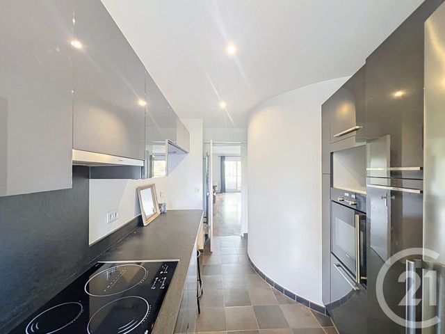 Appartement F3 à vendre - 3 pièces - 80.09 m2 - ST CLOUD - 92 - ILE-DE-FRANCE - Century 21 Solution Immobilière