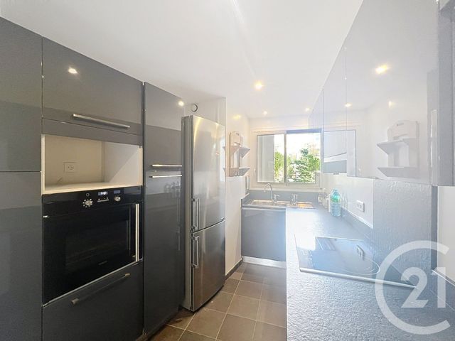 Appartement F3 à vendre - 3 pièces - 80.09 m2 - ST CLOUD - 92 - ILE-DE-FRANCE - Century 21 Solution Immobilière