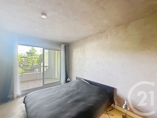 Appartement F3 à vendre - 3 pièces - 80.09 m2 - ST CLOUD - 92 - ILE-DE-FRANCE - Century 21 Solution Immobilière