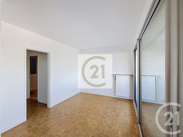 Appartement F2 à louer - 2 pièces - 45.11 m2 - ST CLOUD - 92 - ILE-DE-FRANCE - Century 21 Solution Immobilière
