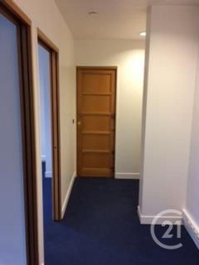 entreprise à louer - 32.94 m2 - ST CLOUD - 92 - ILE-DE-FRANCE - Century 21 Solution Immobilière