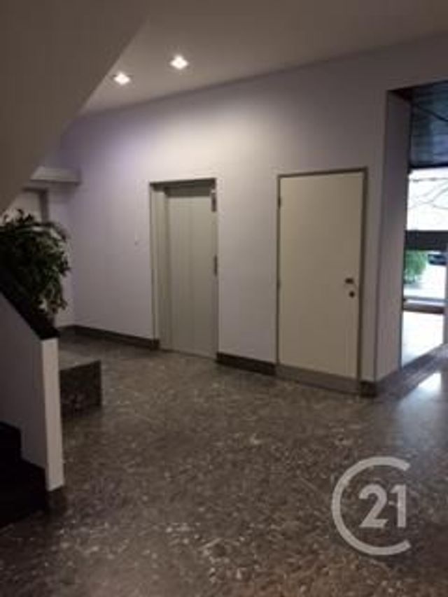 entreprise à louer - 32.94 m2 - ST CLOUD - 92 - ILE-DE-FRANCE - Century 21 Solution Immobilière