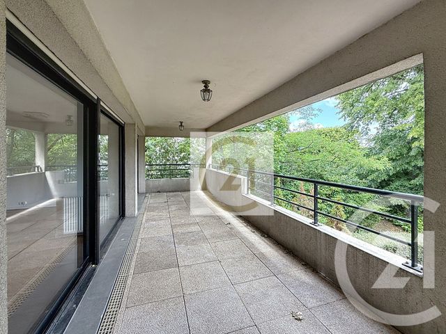 Appartement F4 à louer - 4 pièces - 96.0 m2 - ST CLOUD - 92 - ILE-DE-FRANCE - Century 21 Solution Immobilière