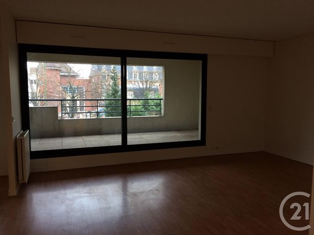 Appartement F4 à louer - 4 pièces - 96.0 m2 - ST CLOUD - 92 - ILE-DE-FRANCE - Century 21 Solution Immobilière