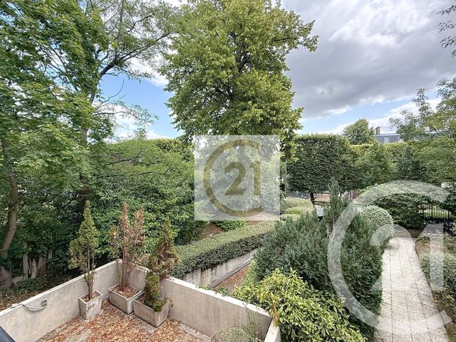 Appartement F4 à louer - 4 pièces - 96.0 m2 - ST CLOUD - 92 - ILE-DE-FRANCE - Century 21 Solution Immobilière