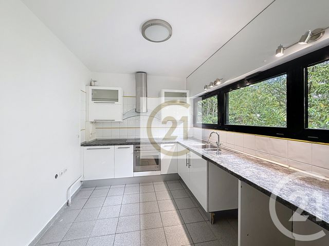 Appartement F4 à louer - 4 pièces - 96.0 m2 - ST CLOUD - 92 - ILE-DE-FRANCE - Century 21 Solution Immobilière